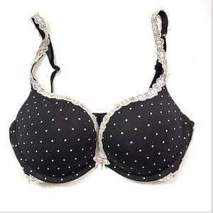 Victoria’s Secret padded bra